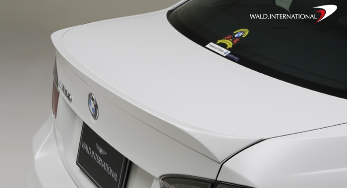 Wald International Trunk Lip BMW 3-Series E90 06-10